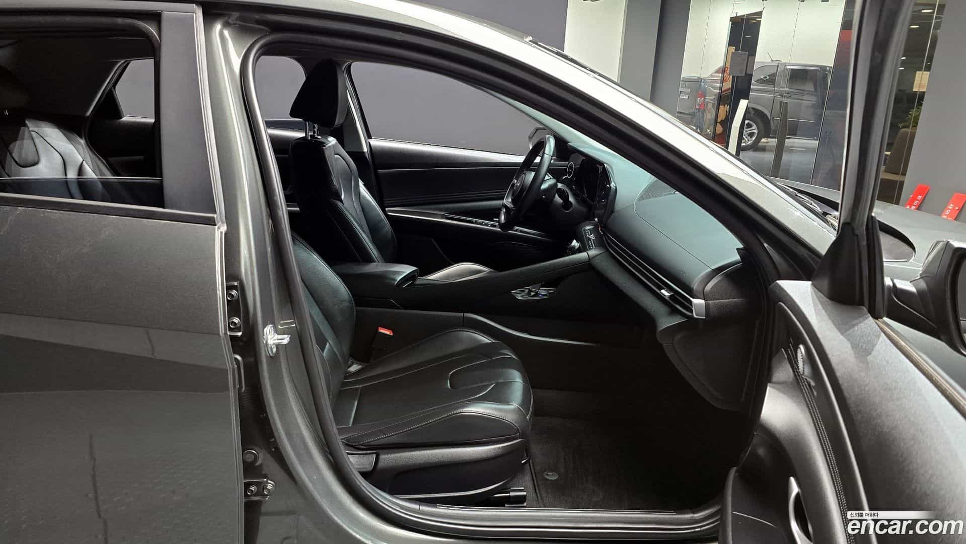 AVANTE Hyundai 2021.11-INNER-010