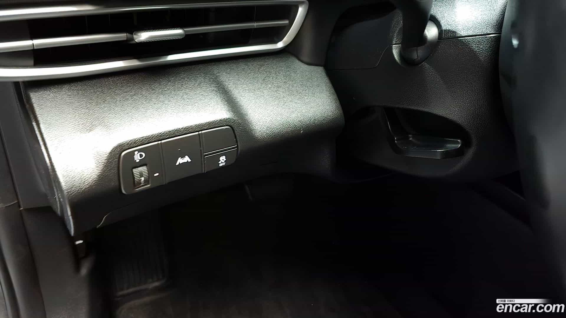 AVANTE Hyundai 2021.11-OPTION-022