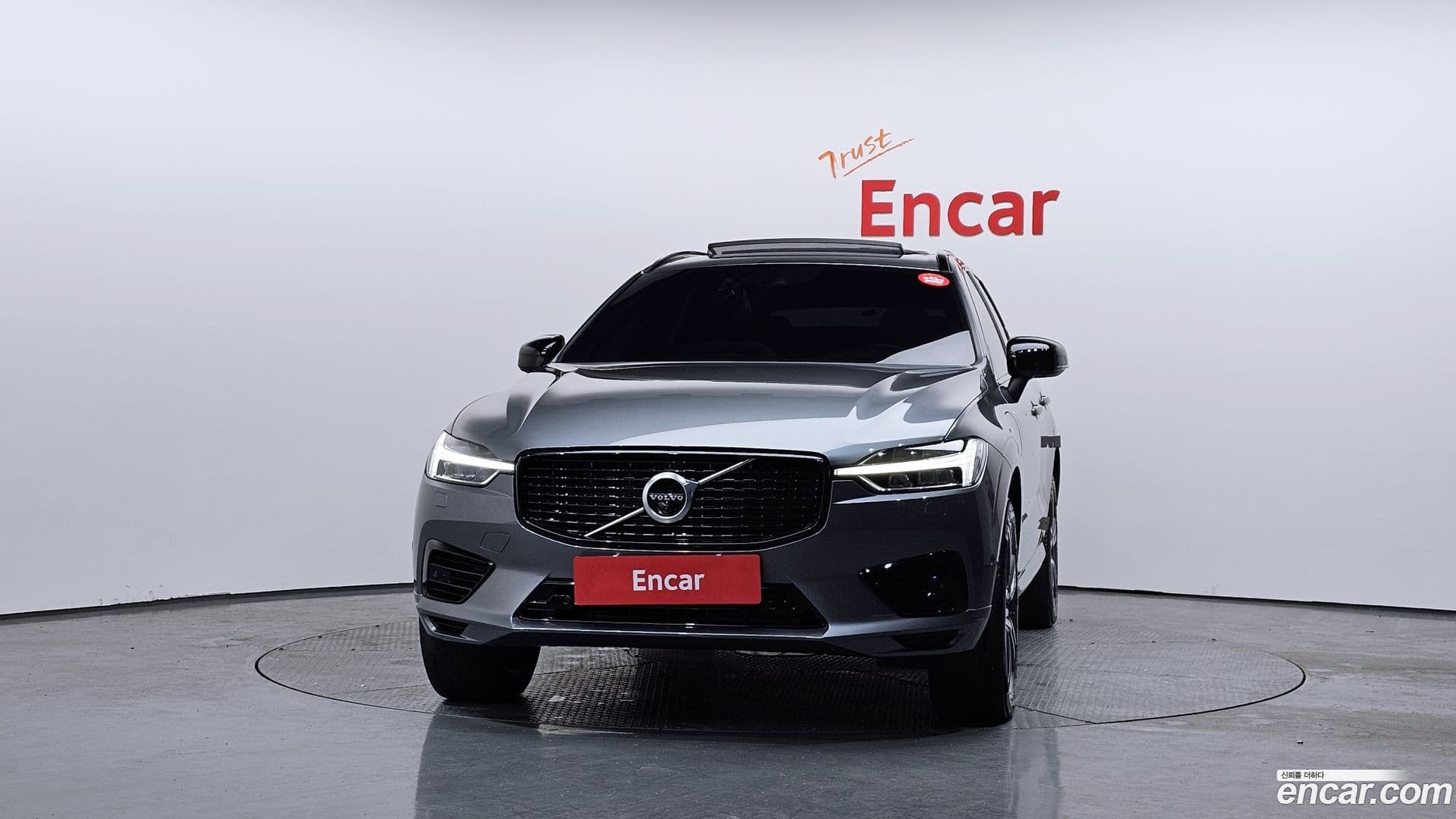 Main__Slider__Photo:XC60 Volvo 2020.11-2