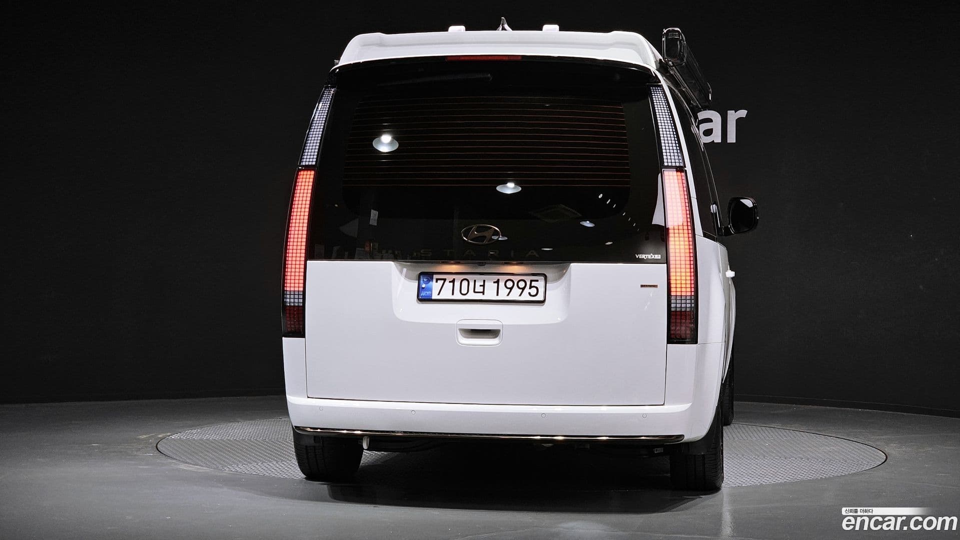 Main__Slider__Photo:Staria Hyundai 2024.8-3