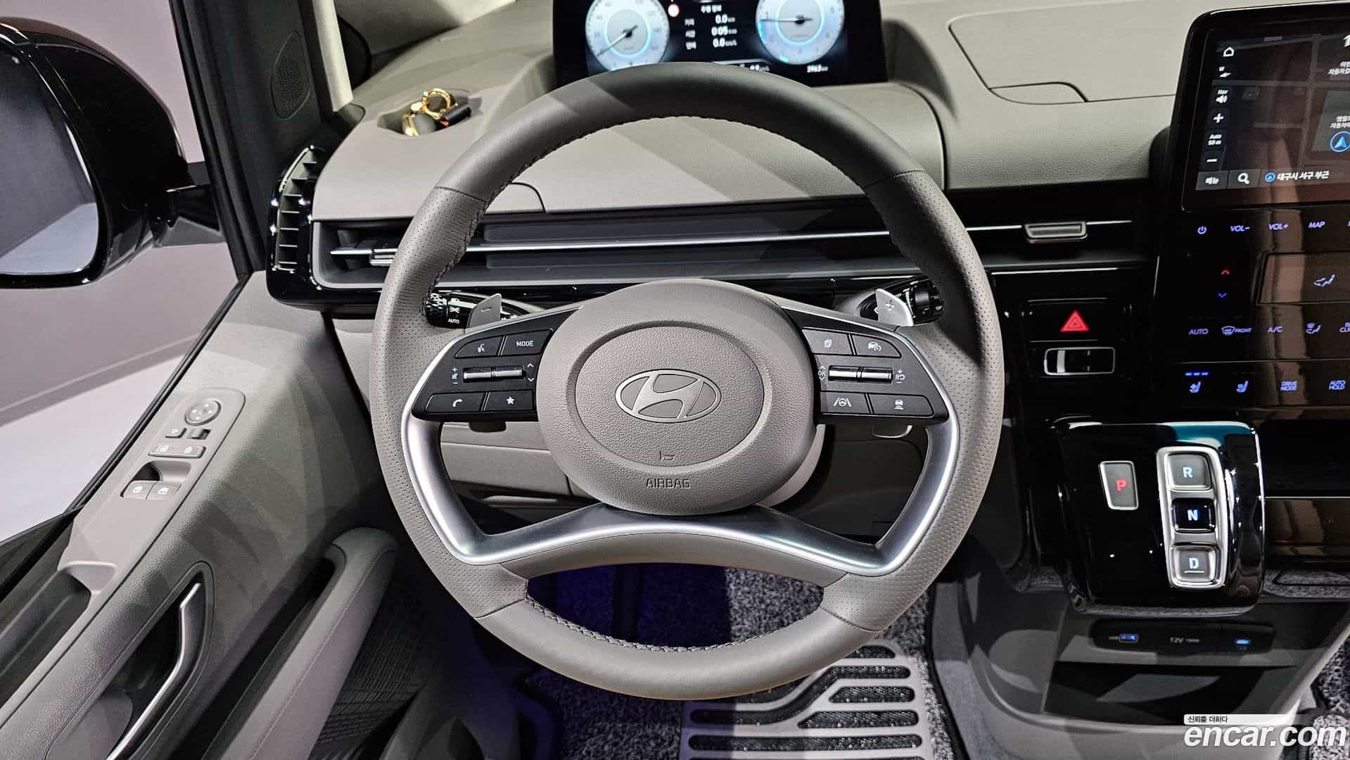 Staria Hyundai 2024.8-OPTION-018