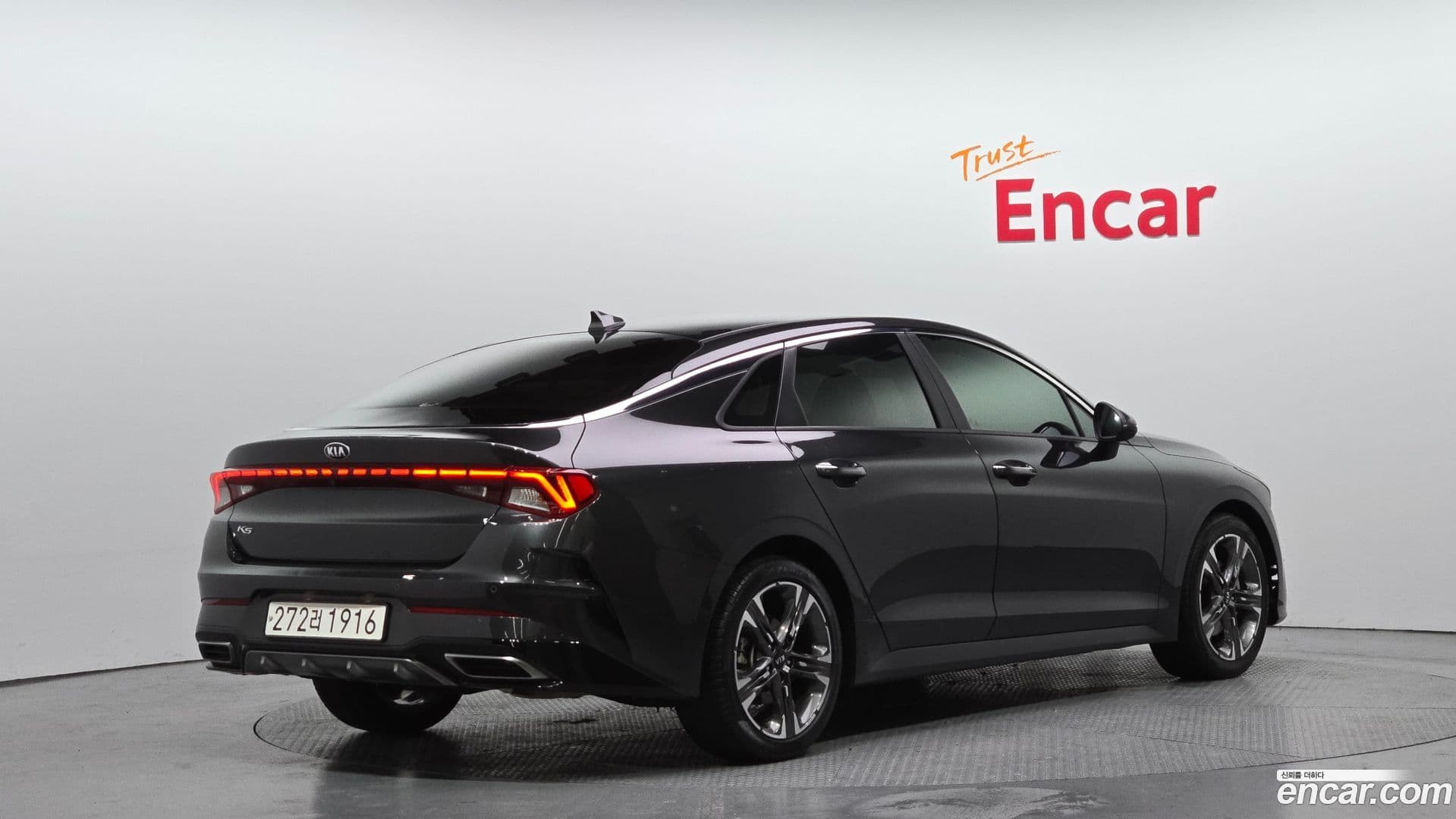 Main__Slider__Photo:K5 Kia 2020.3-1