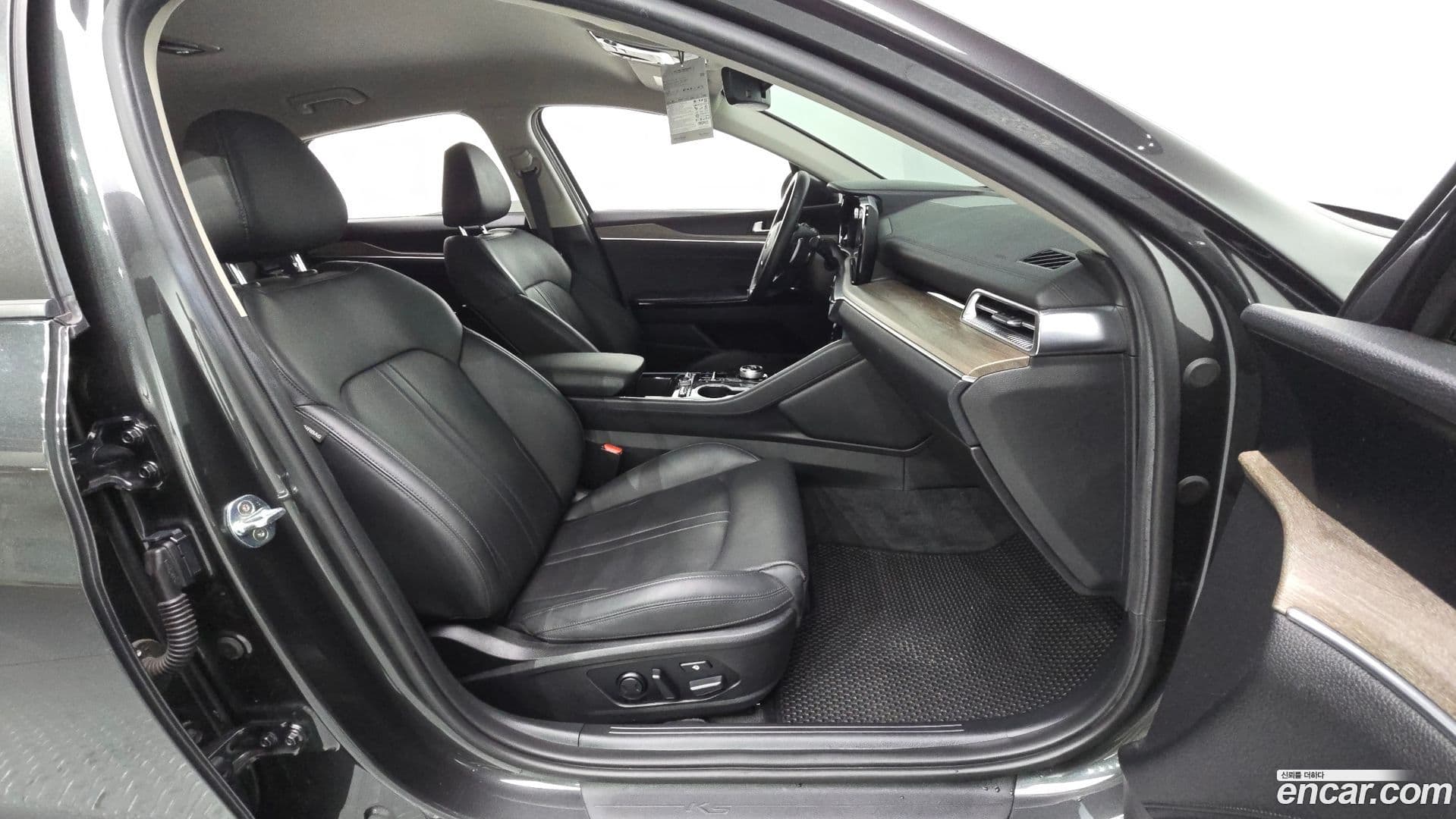 Main__Slider__Photo:K5 Kia 2020.3-10