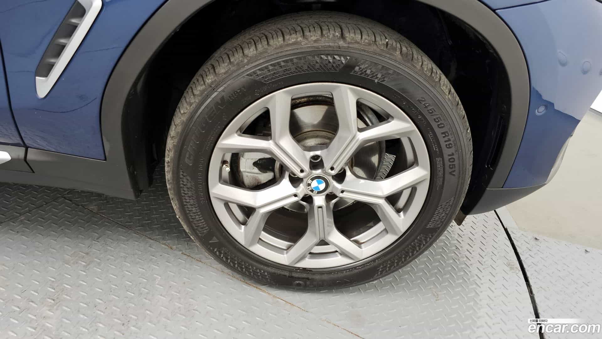 X4 BMW 2021.11-OUTER-005