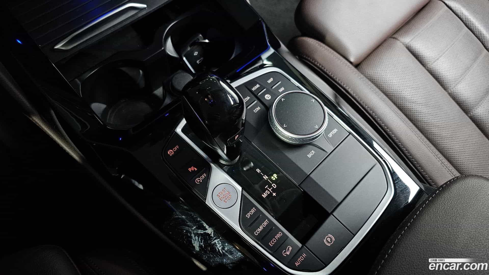 X4 BMW 2021.11-INNER-009