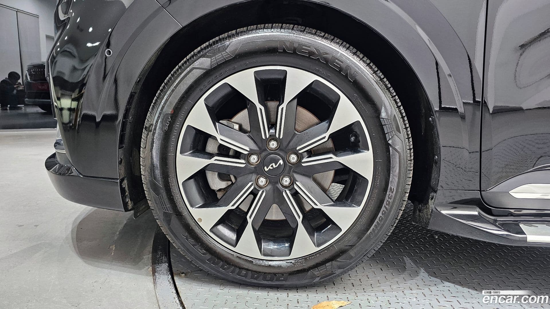 Main__Slider__Photo:Canival Kia 2023.8-4