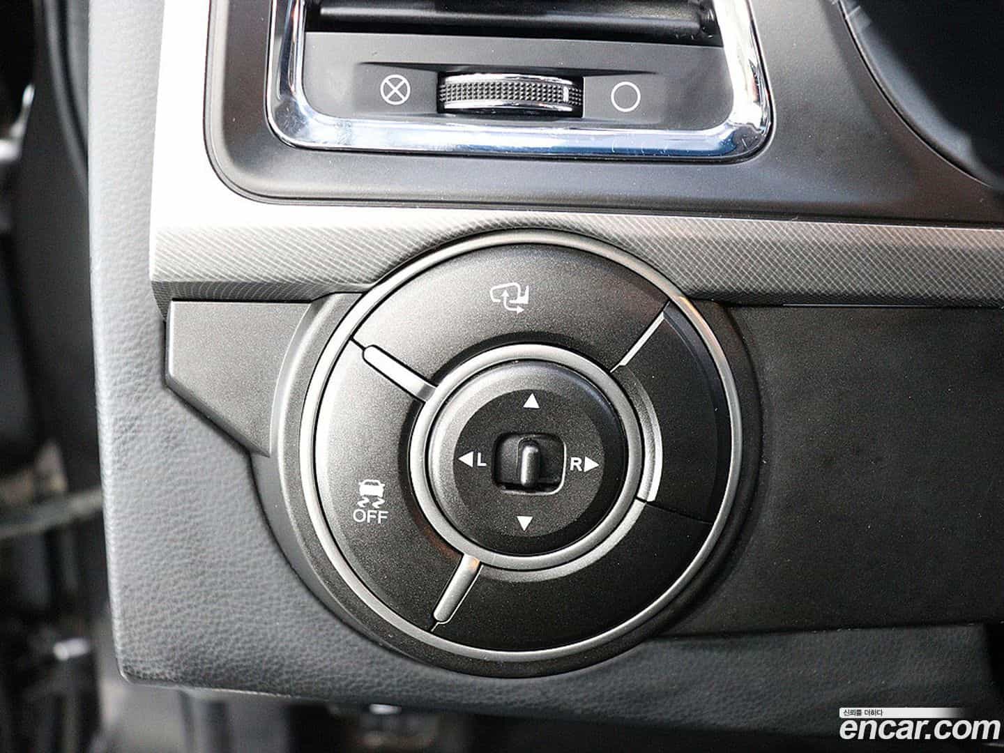 KORANDO KG_Mobility_Ssangyong 2017.8-OPTION-017