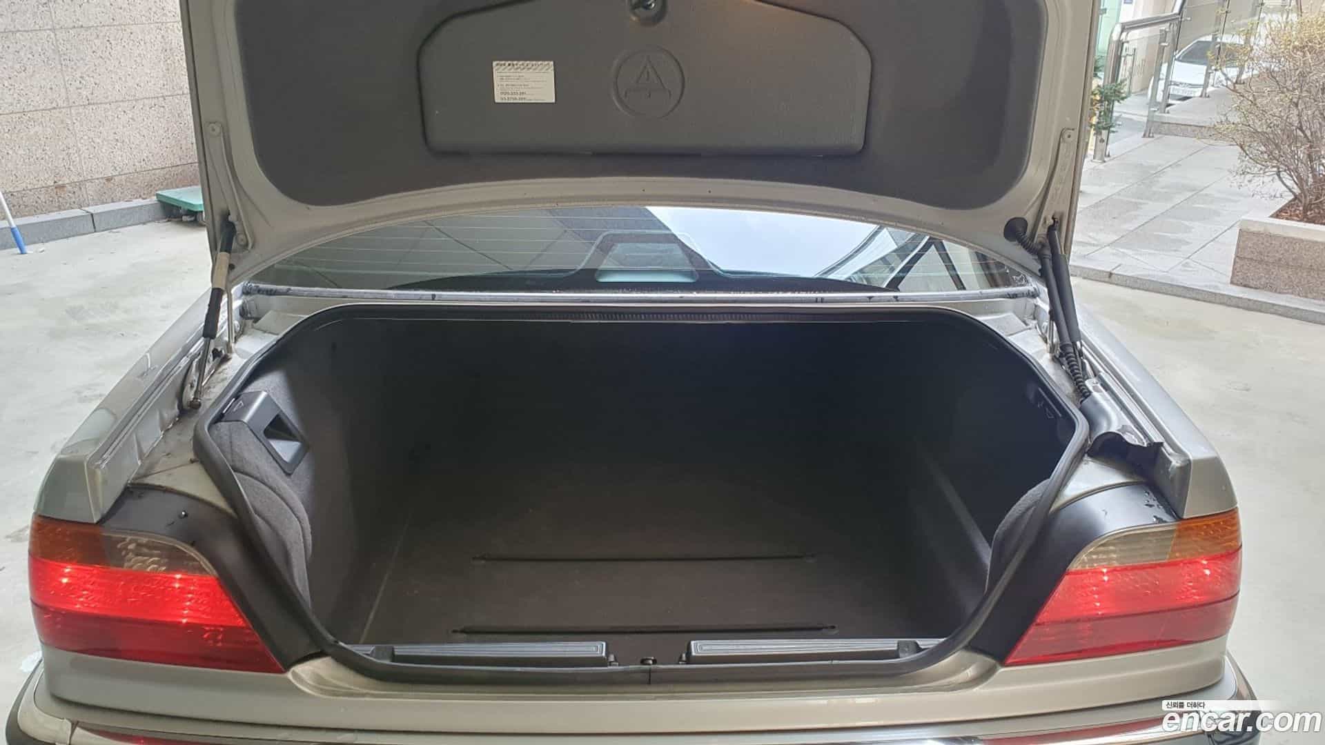 7-Series BMW 2000.11-INNER-007