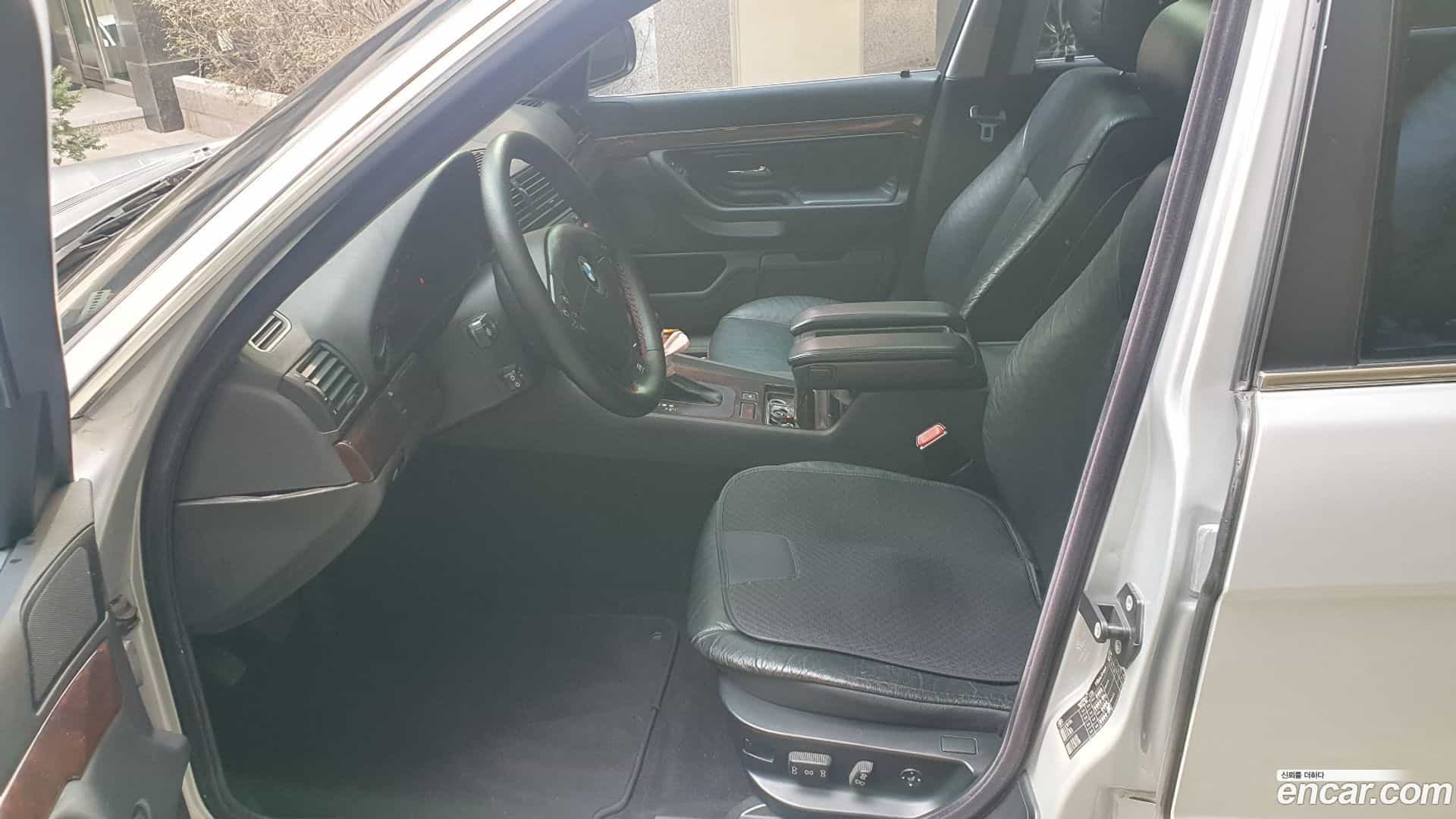 7-Series BMW 2000.11-OPTION-015