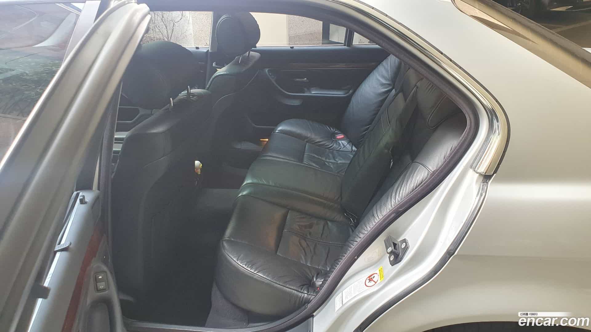 7-Series BMW 2000.11-OPTION-016