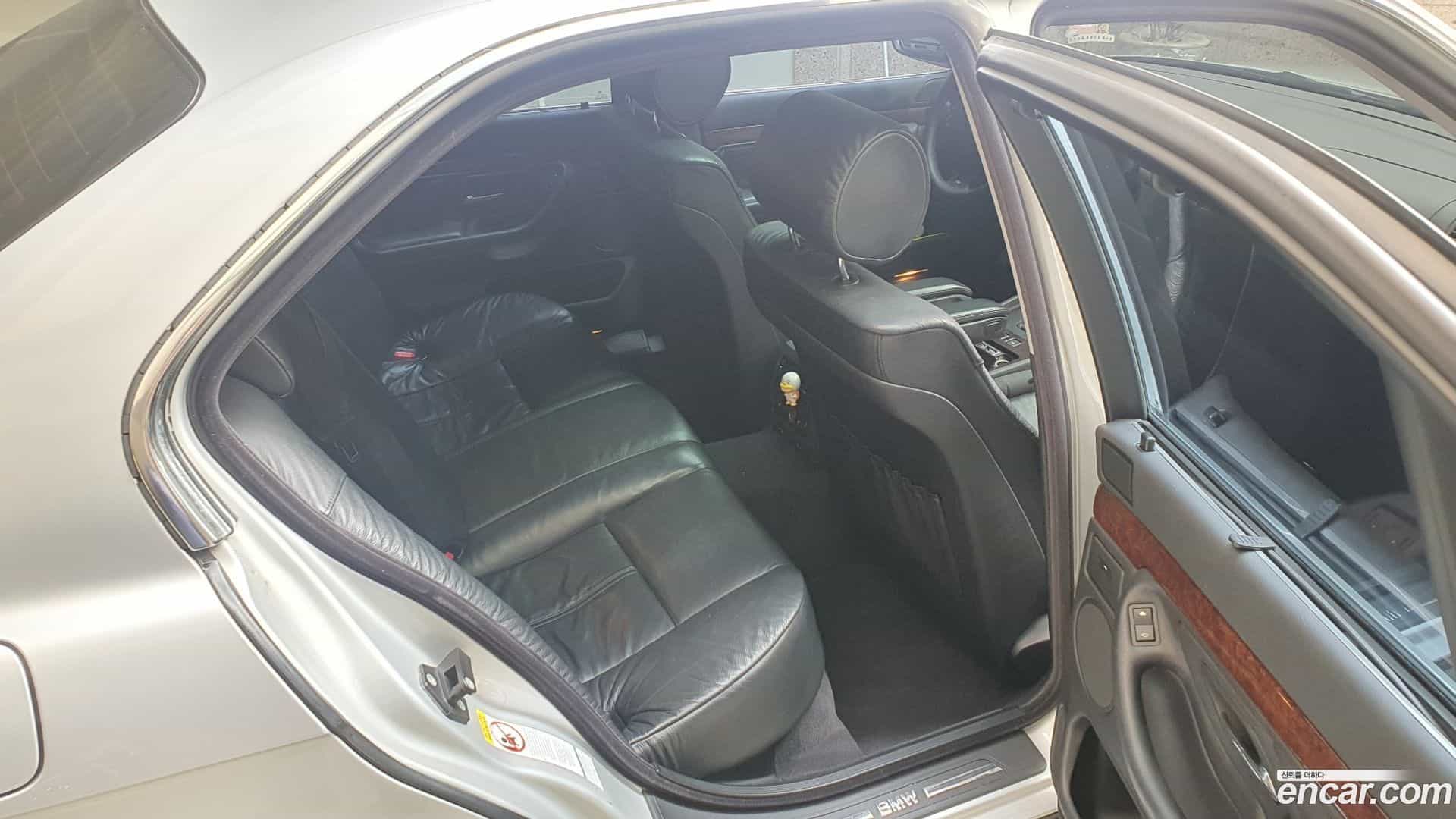 7-Series BMW 2000.11-OPTION-018