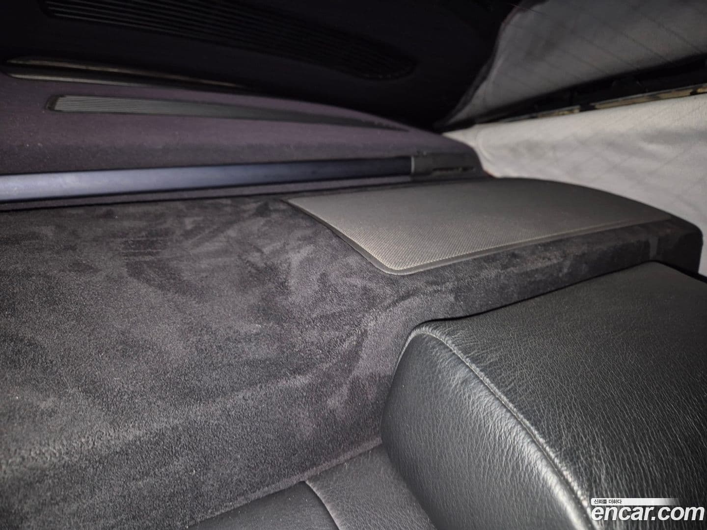 Main__Slider__Photo:7-Series BMW 2000.11-18