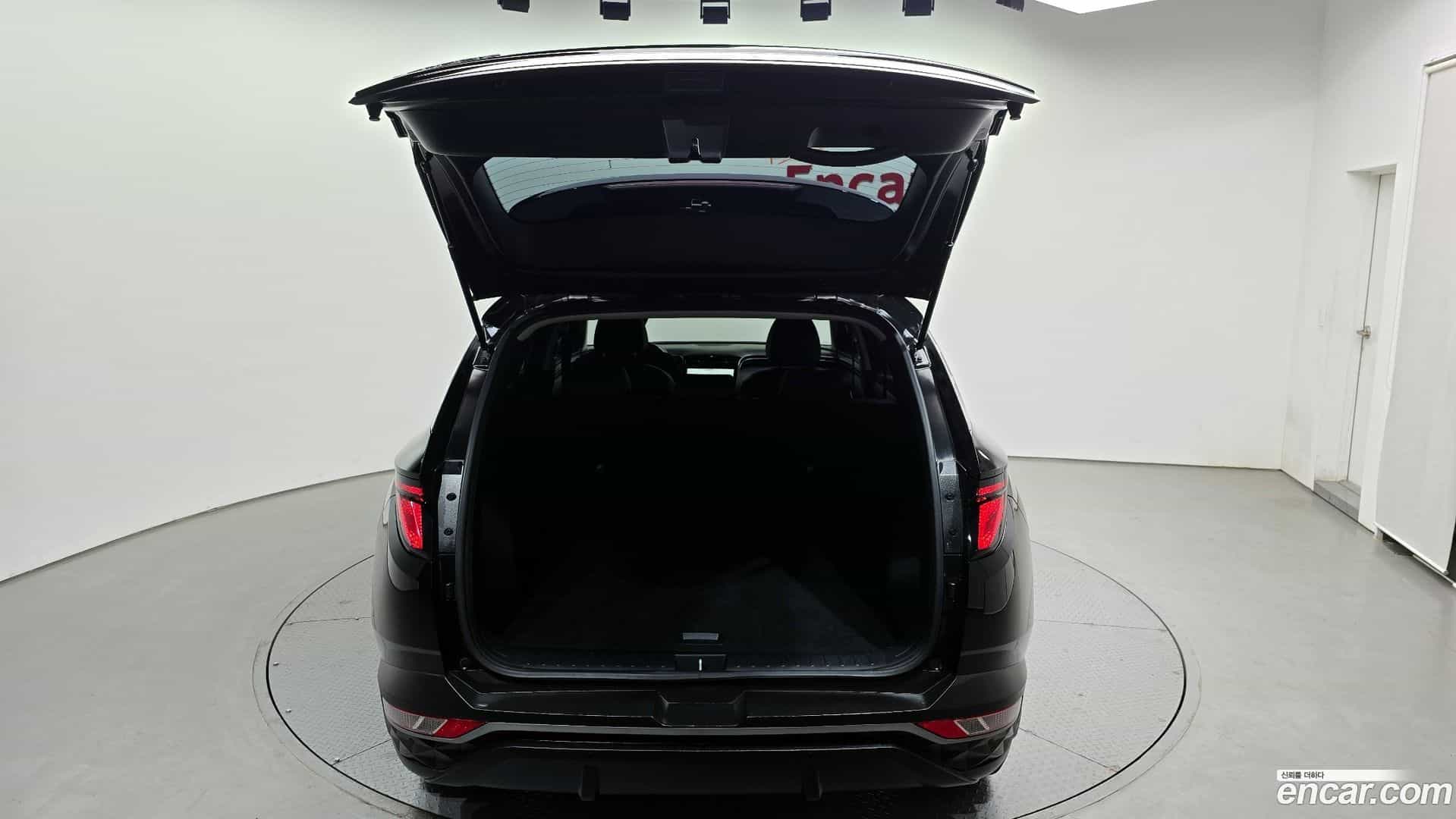 Tucson Hyundai 2023.7-OPTION-024