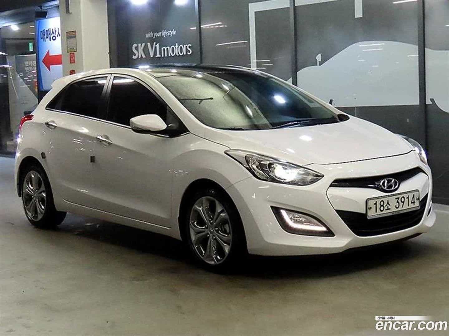 i30 Hyundai 2012.11-OUTER-001