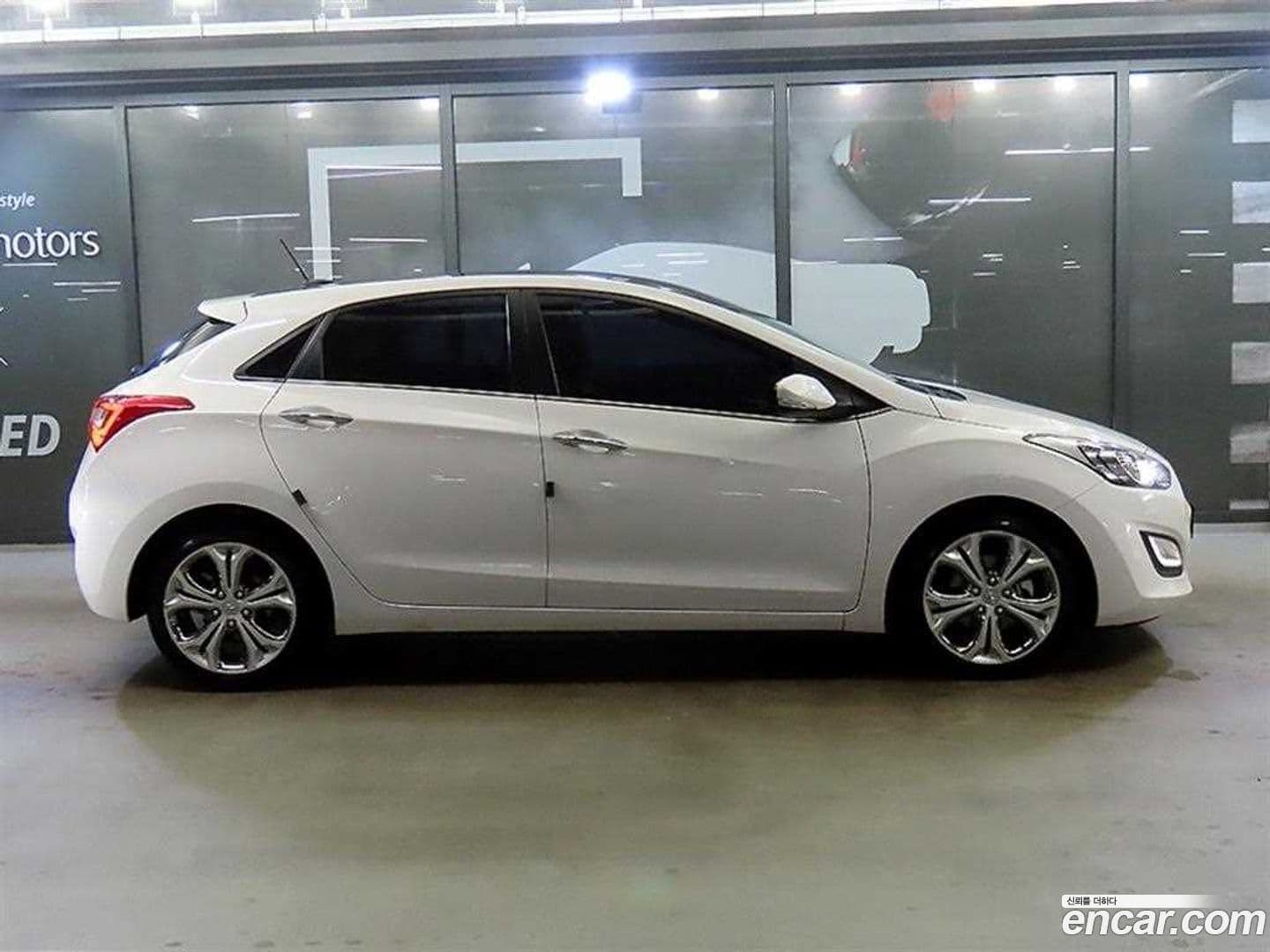 Main__Slider__Photo:i30 Hyundai 2012.11-2