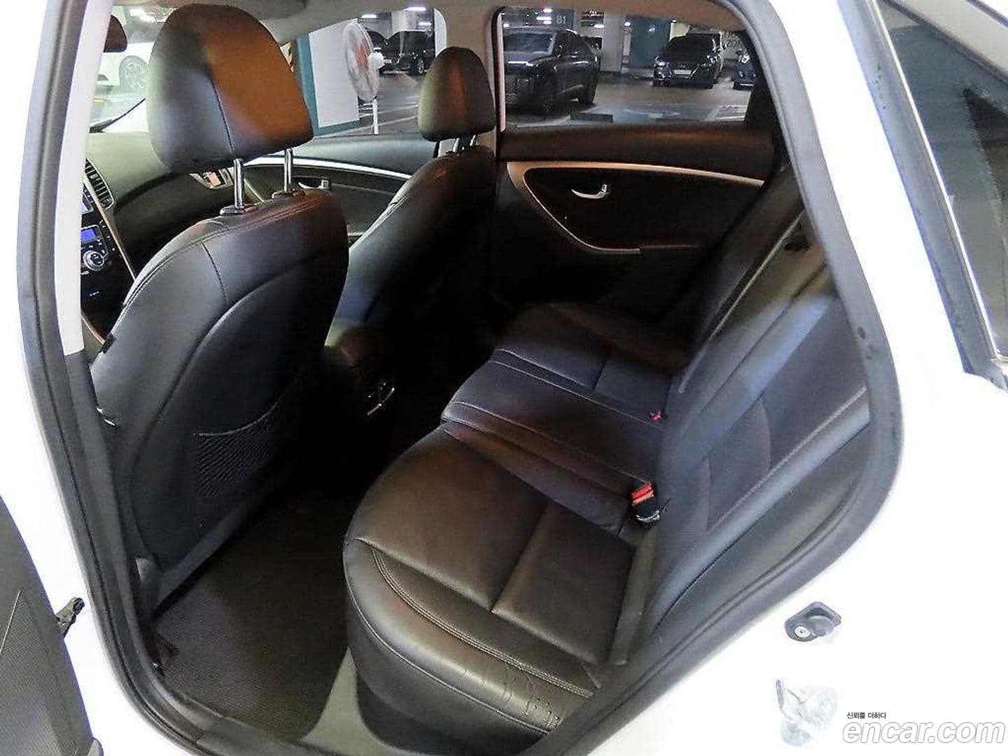 Main__Slider__Photo:i30 Hyundai 2012.11-6