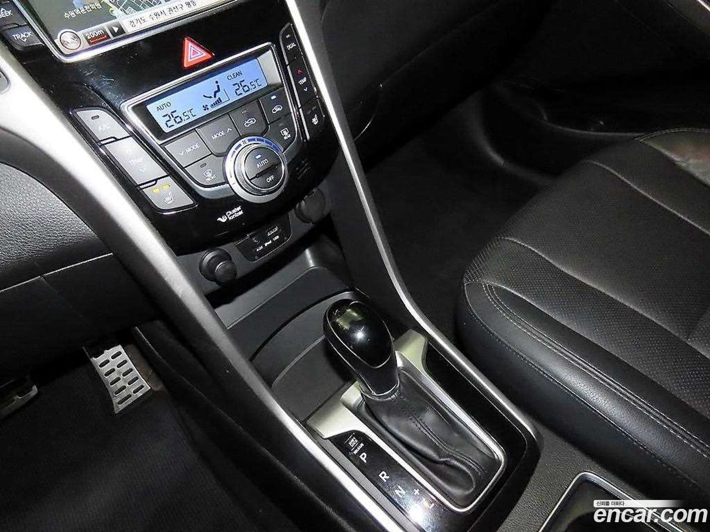 Main__Slider__Photo:i30 Hyundai 2012.11-11