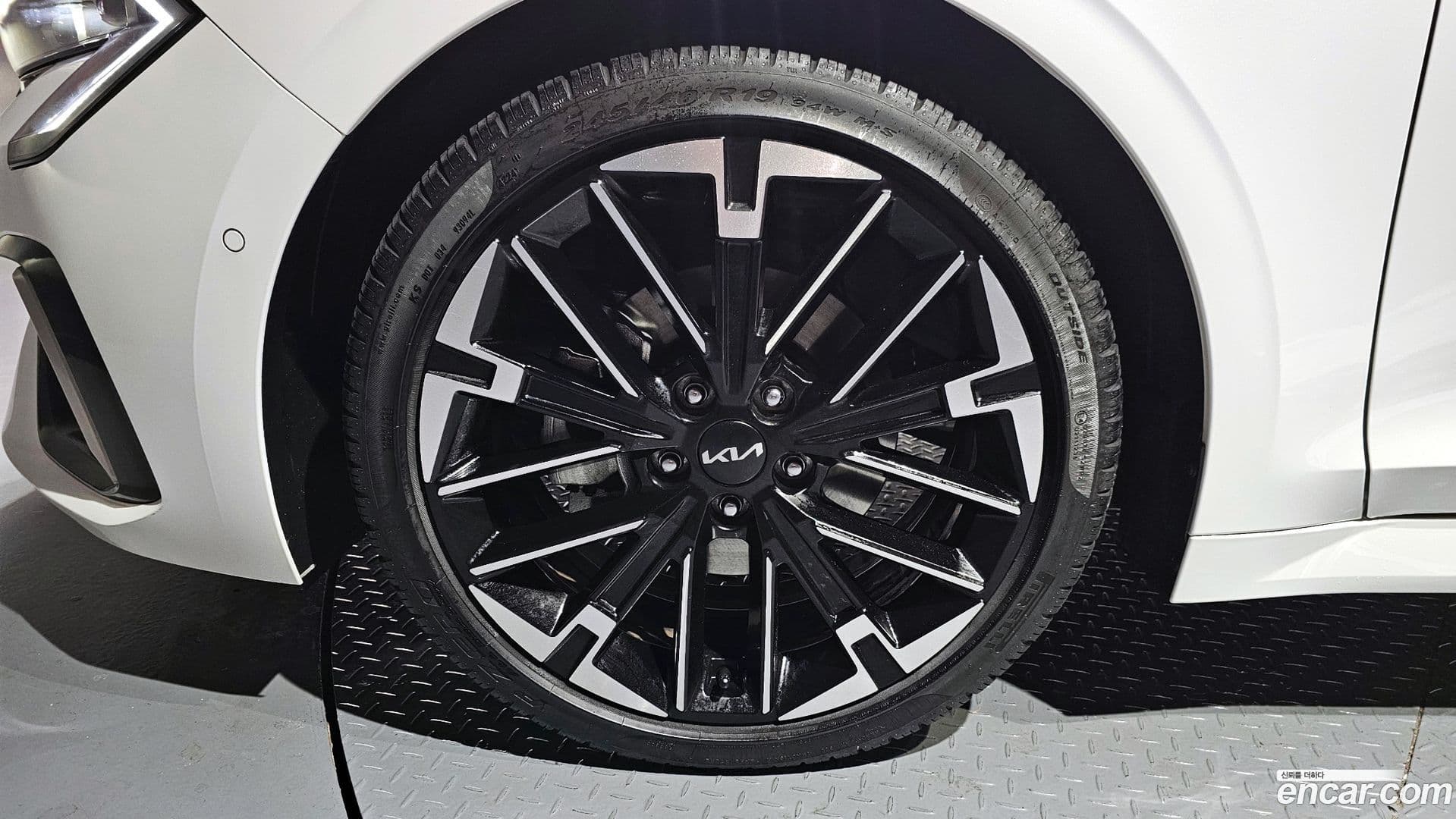 Main__Slider__Photo:K5 Kia 2025.3-4