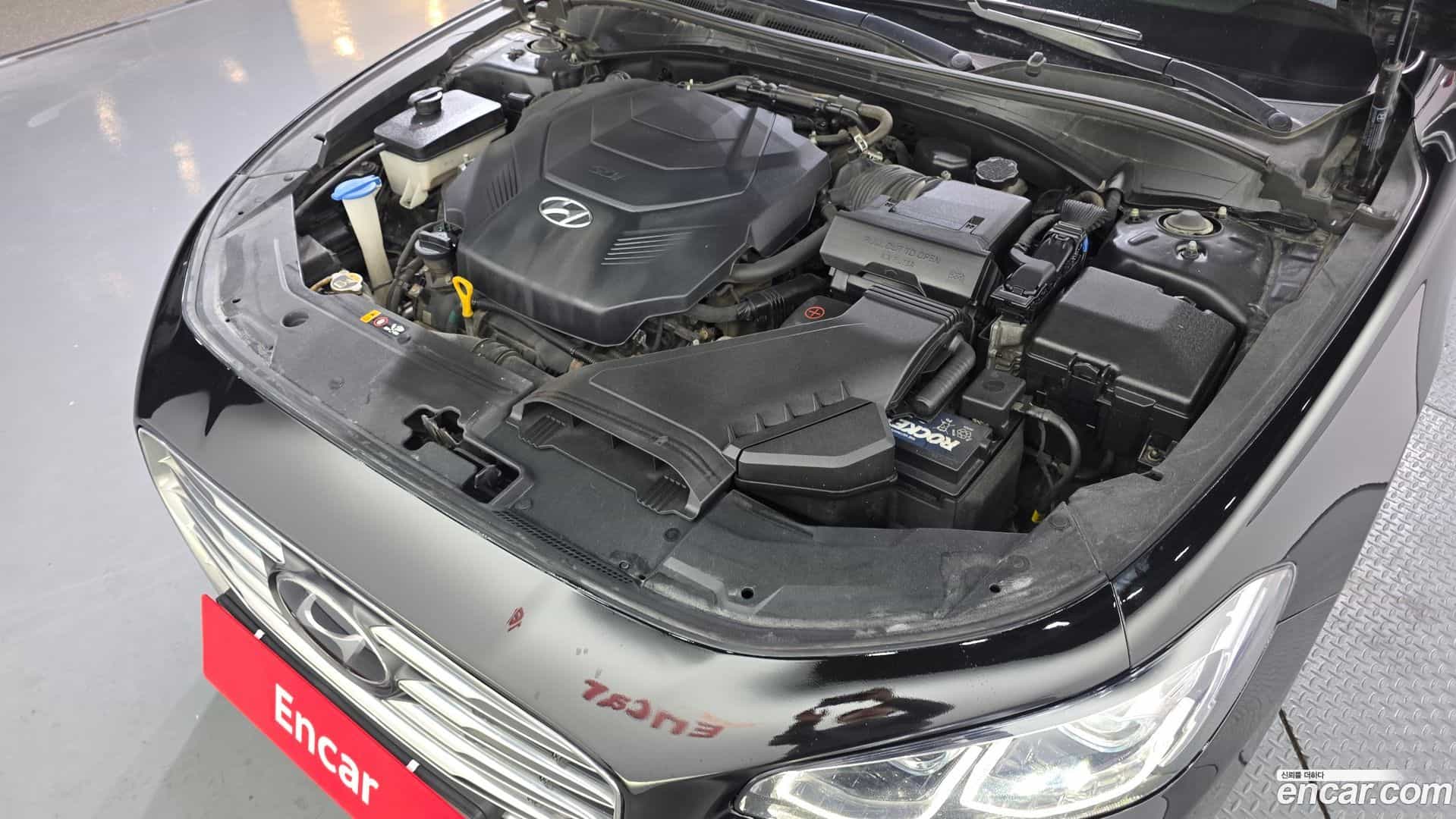 Grandeur Hyundai 2017.11-INNER-006