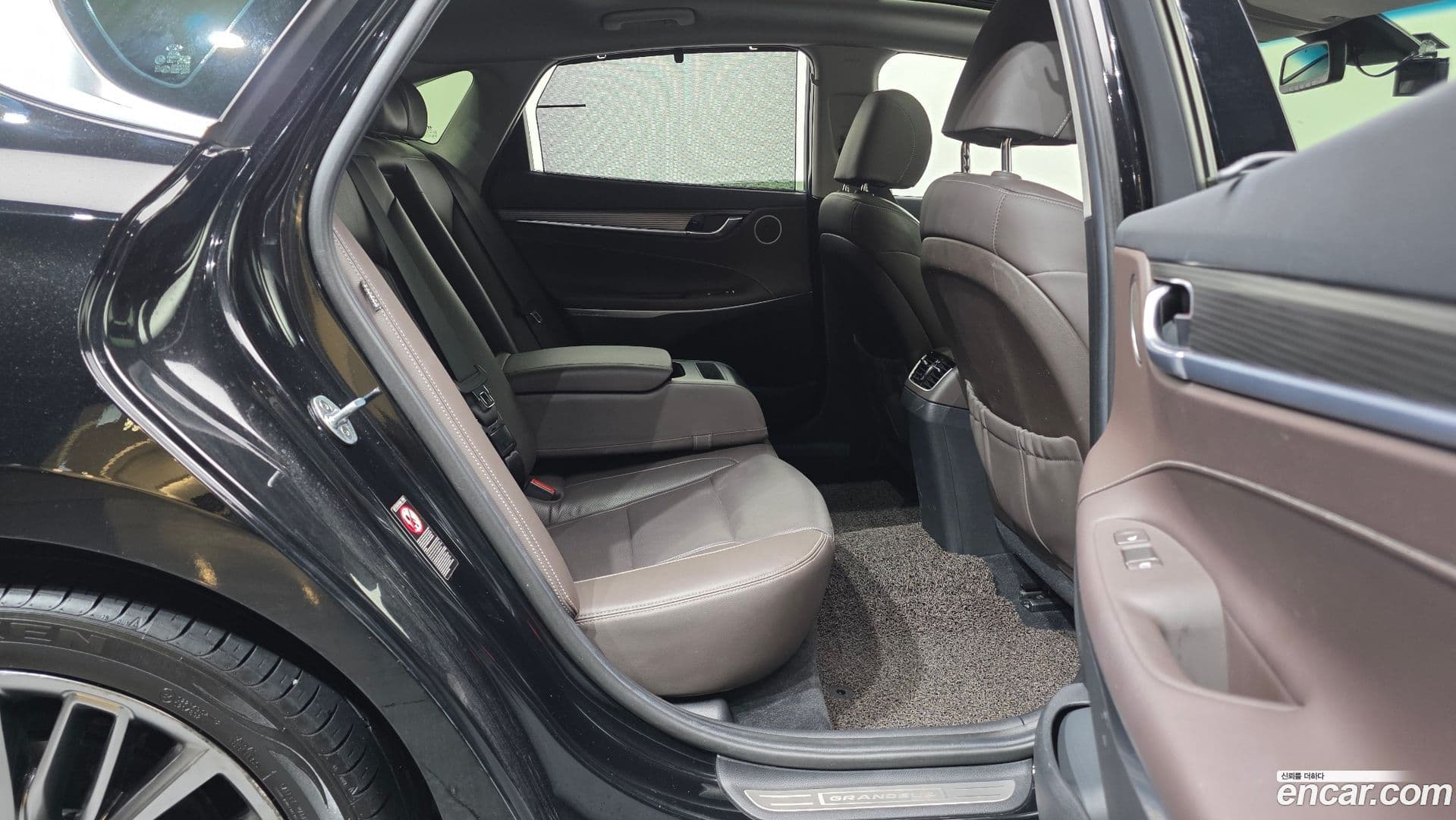 Main__Slider__Photo:Grandeur Hyundai 2017.11-11