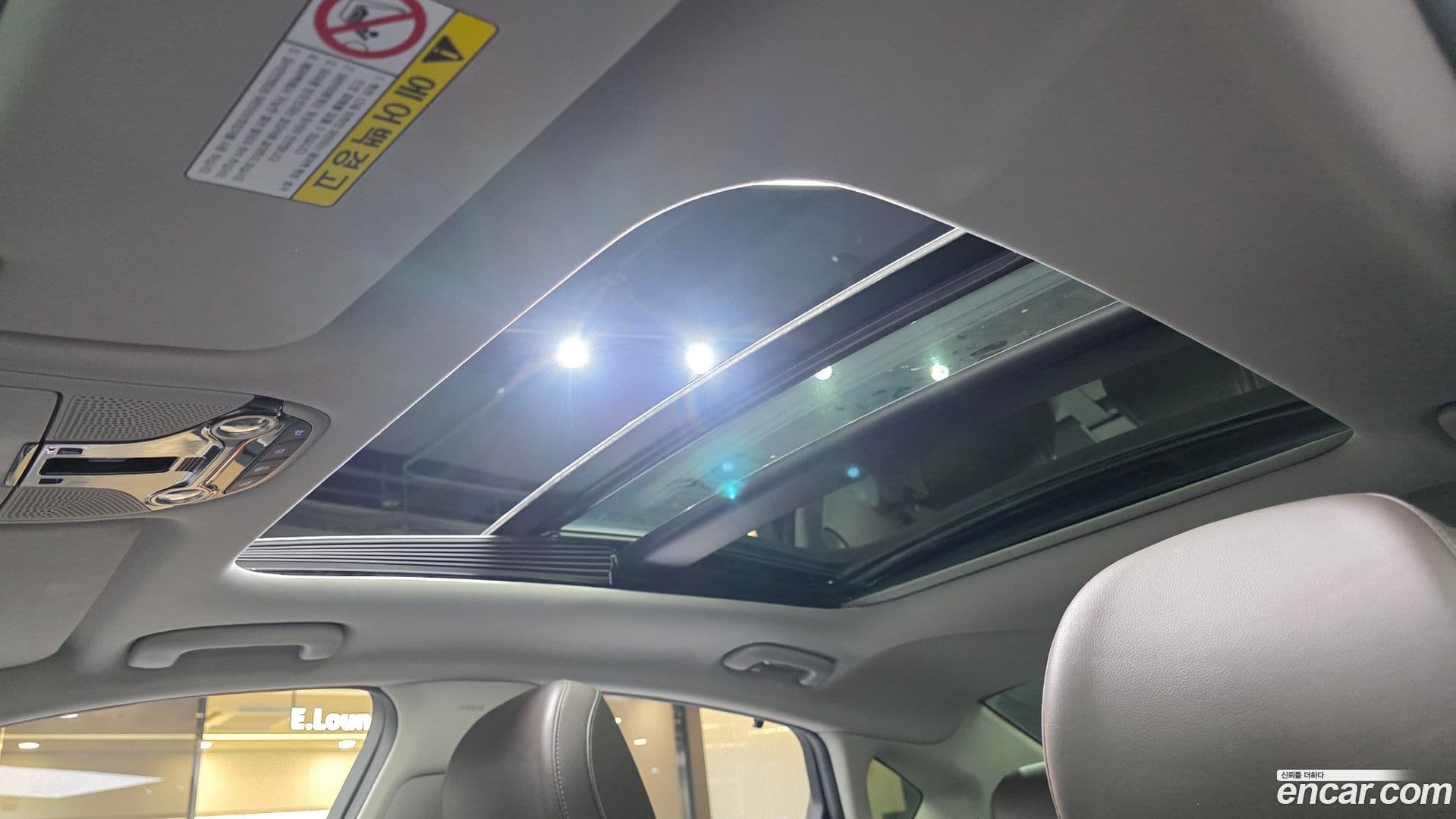 Main__Slider__Photo:Grandeur Hyundai 2017.11-18