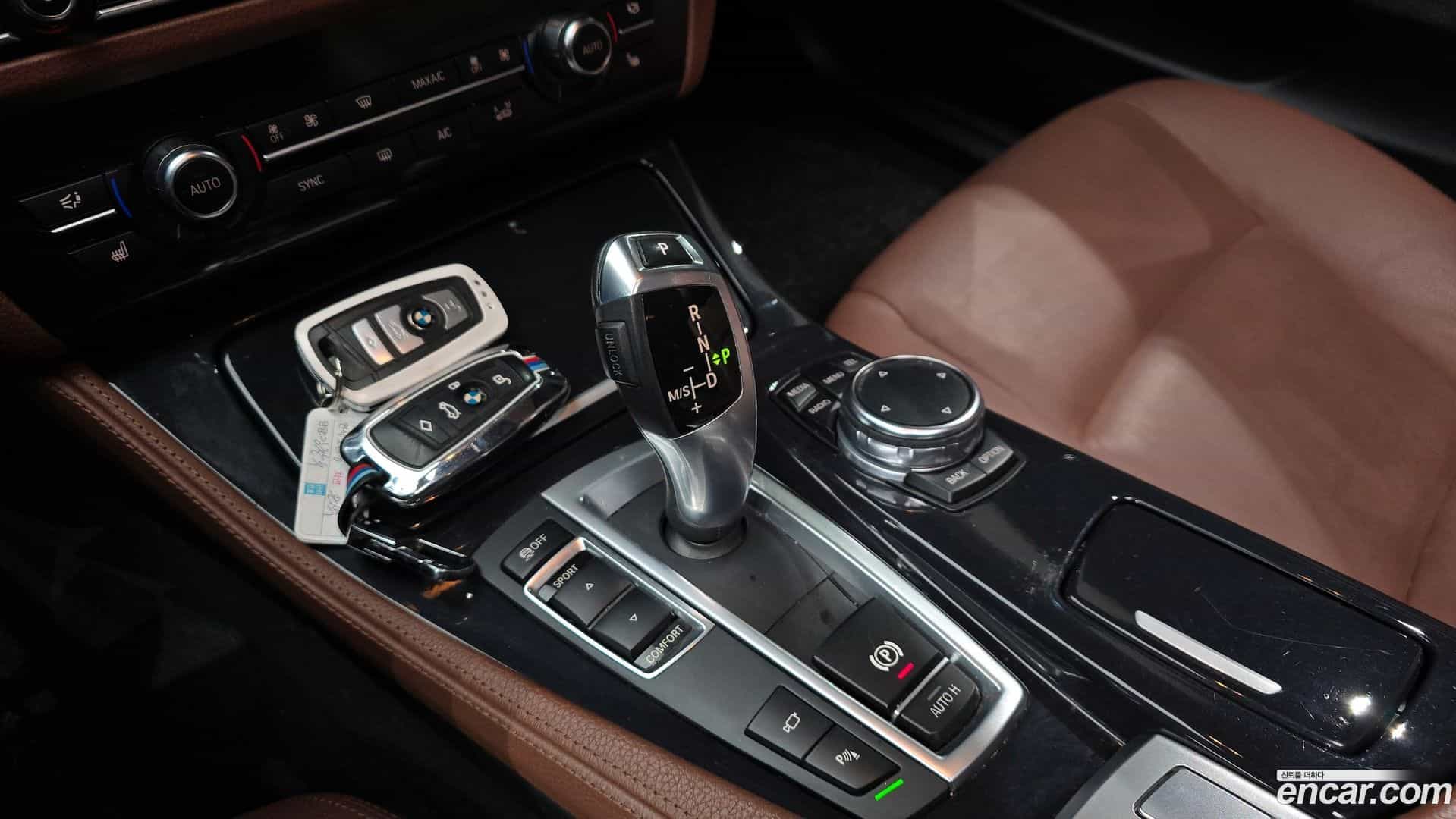 5-Series BMW 2016.2-INNER-009