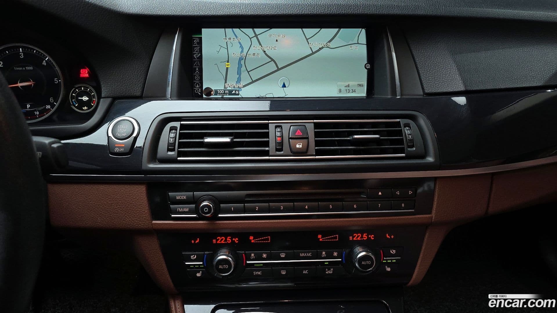 Main__Slider__Photo:5-Series BMW 2016.2-15