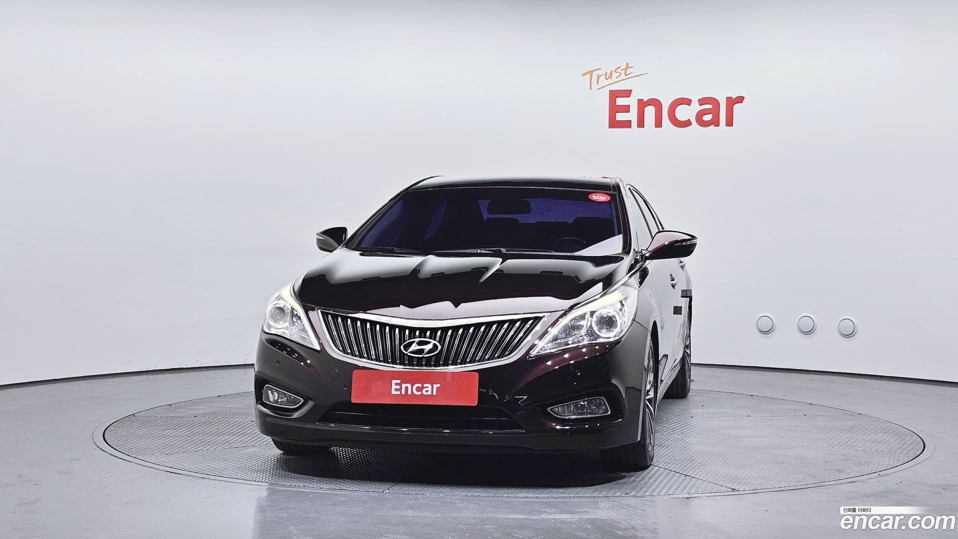 Main__Slider__Photo:Grandeur Hyundai 2013.3-2