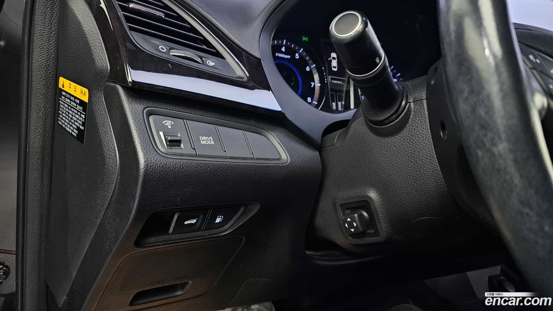 Grandeur Hyundai 2013.3-OPTION-018