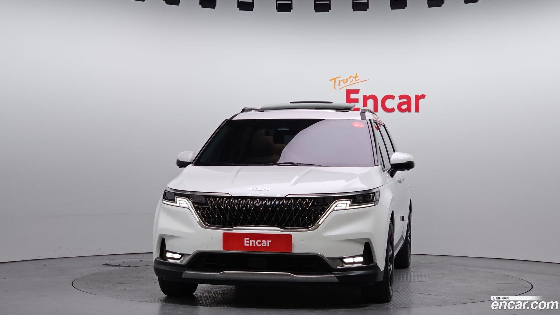 Main__Slider__Photo:Canival Kia 2022.3-2