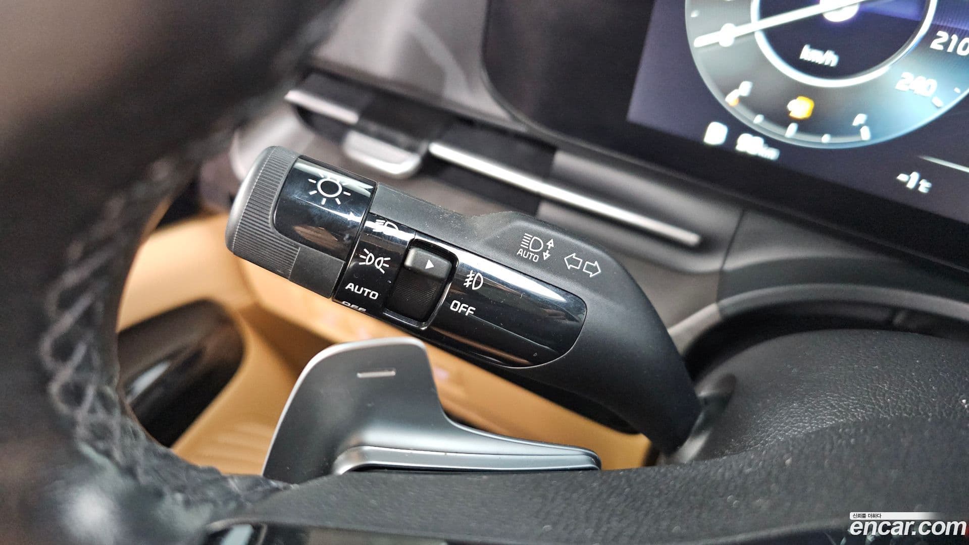 Main__Slider__Photo:Canival Kia 2022.3-14