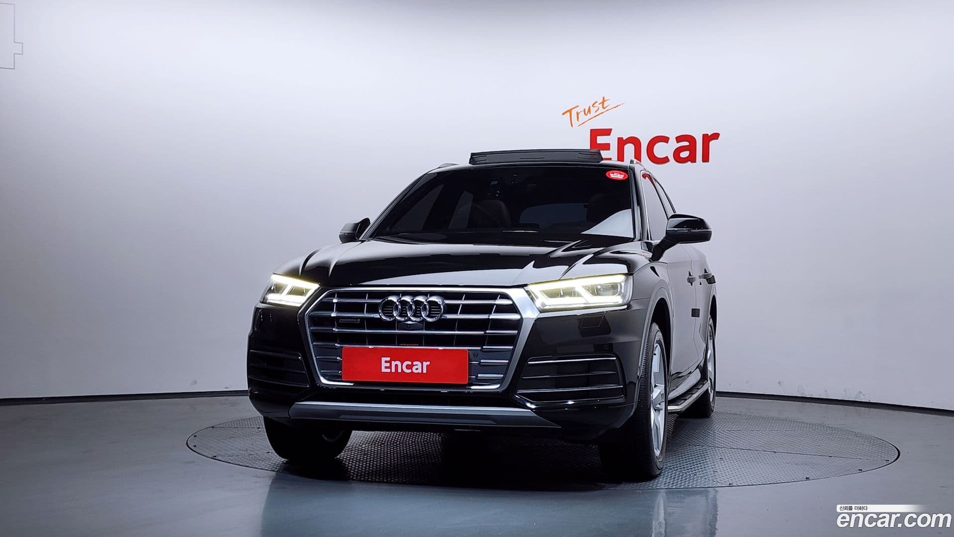 Main__Slider__Photo:Q5 Audi 2020.7-2