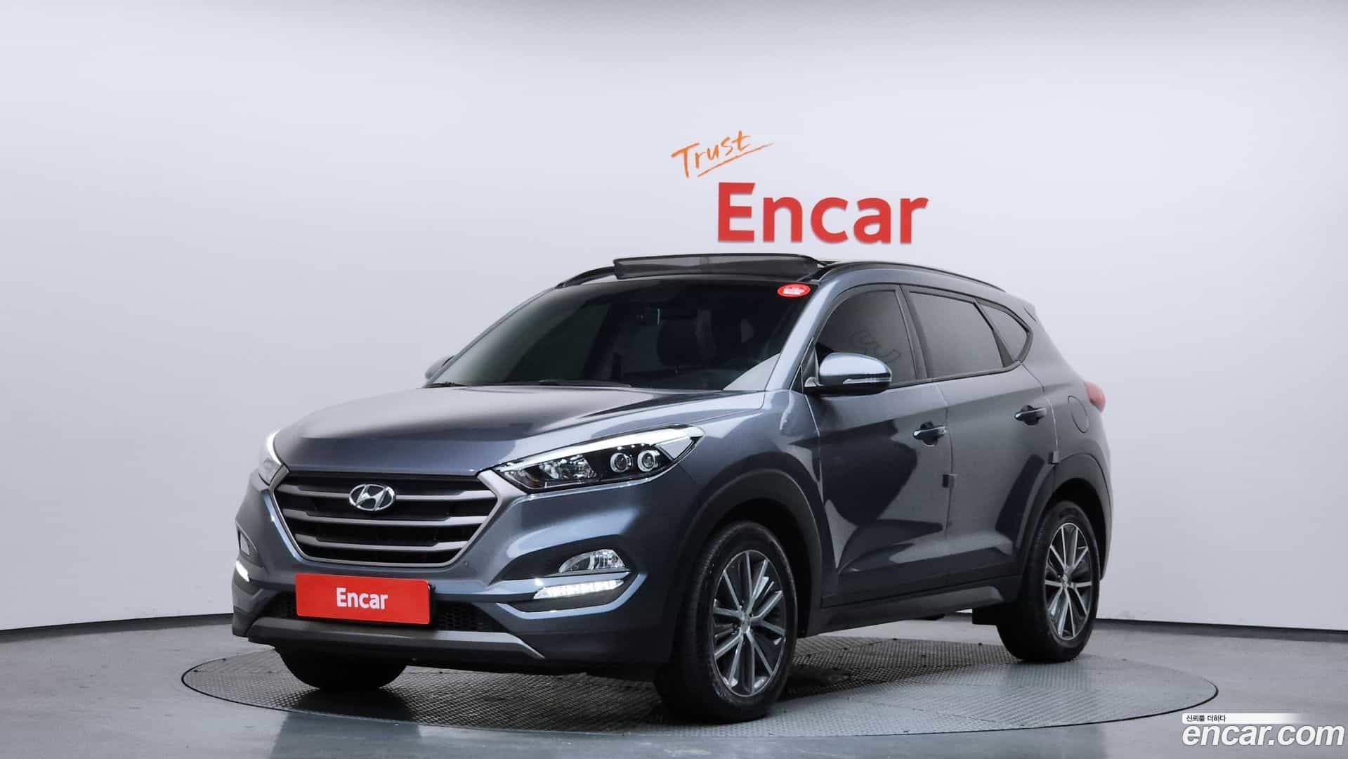 Tucson Hyundai 2016.0-OUTER-001