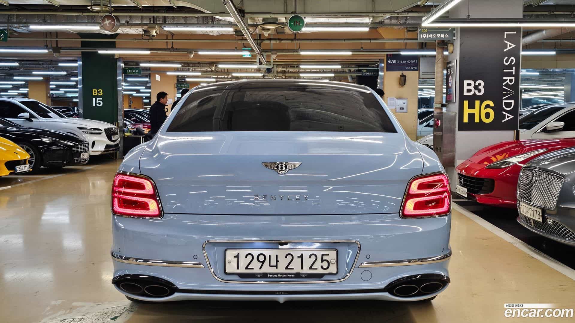 Flying Spur Bentley 2022.11-OUTER-002