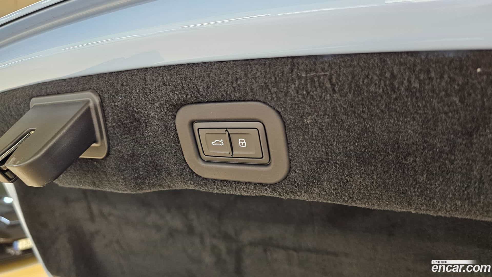 Flying Spur Bentley 2022.11-OPTION-020