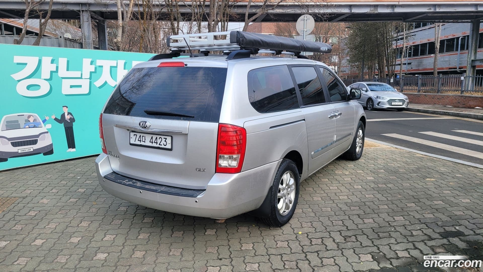 Main__Slider__Photo:Canival Kia 2013.0-6