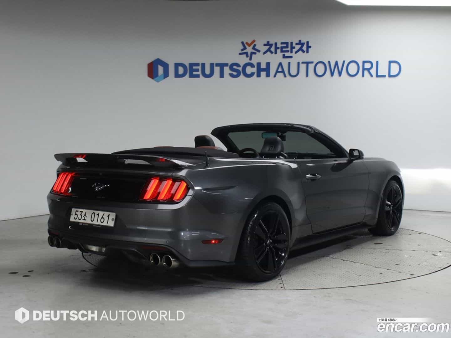 Mustang Ford 2016.8-OUTER-002