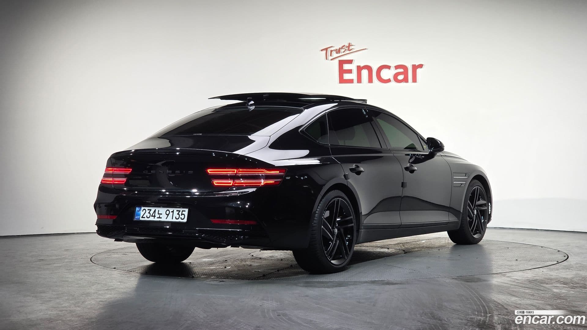 Main__Slider__Photo:G80 Genesis 2025.6-1