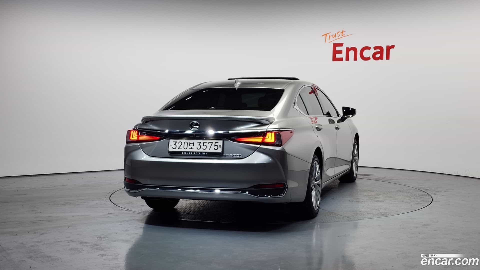 ES Lexus 2024.3-OUTER-004