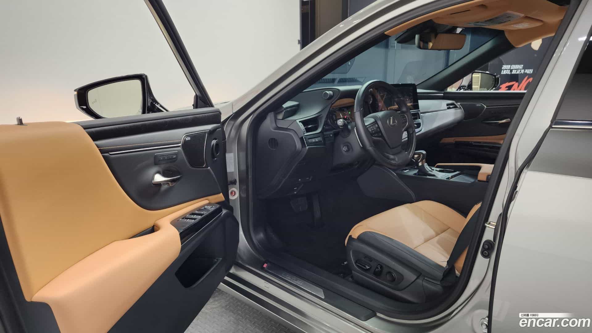 ES Lexus 2024.3-INNER-010