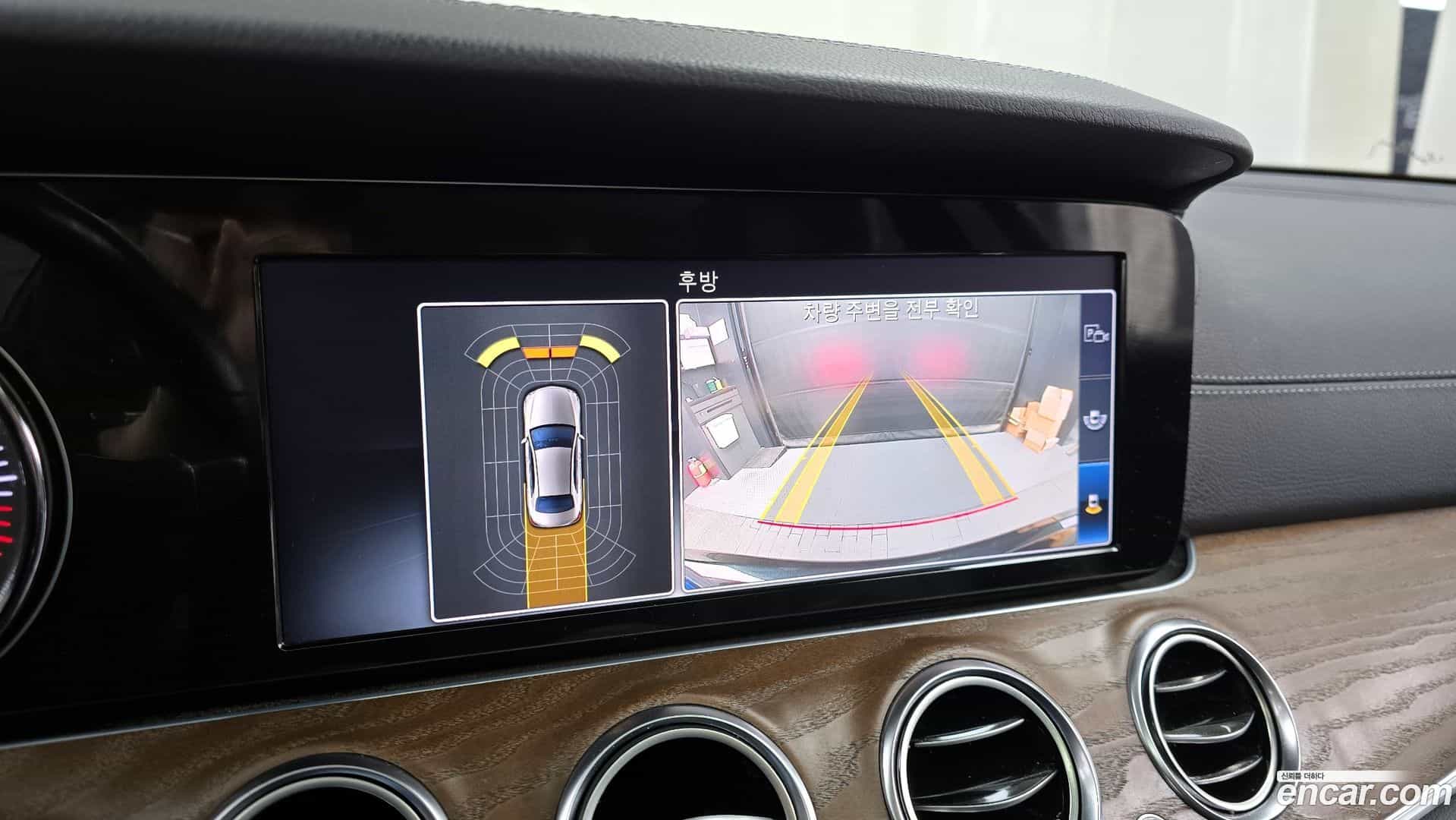 E-Class Mercedes-Benz 2019.7-OPTION-019