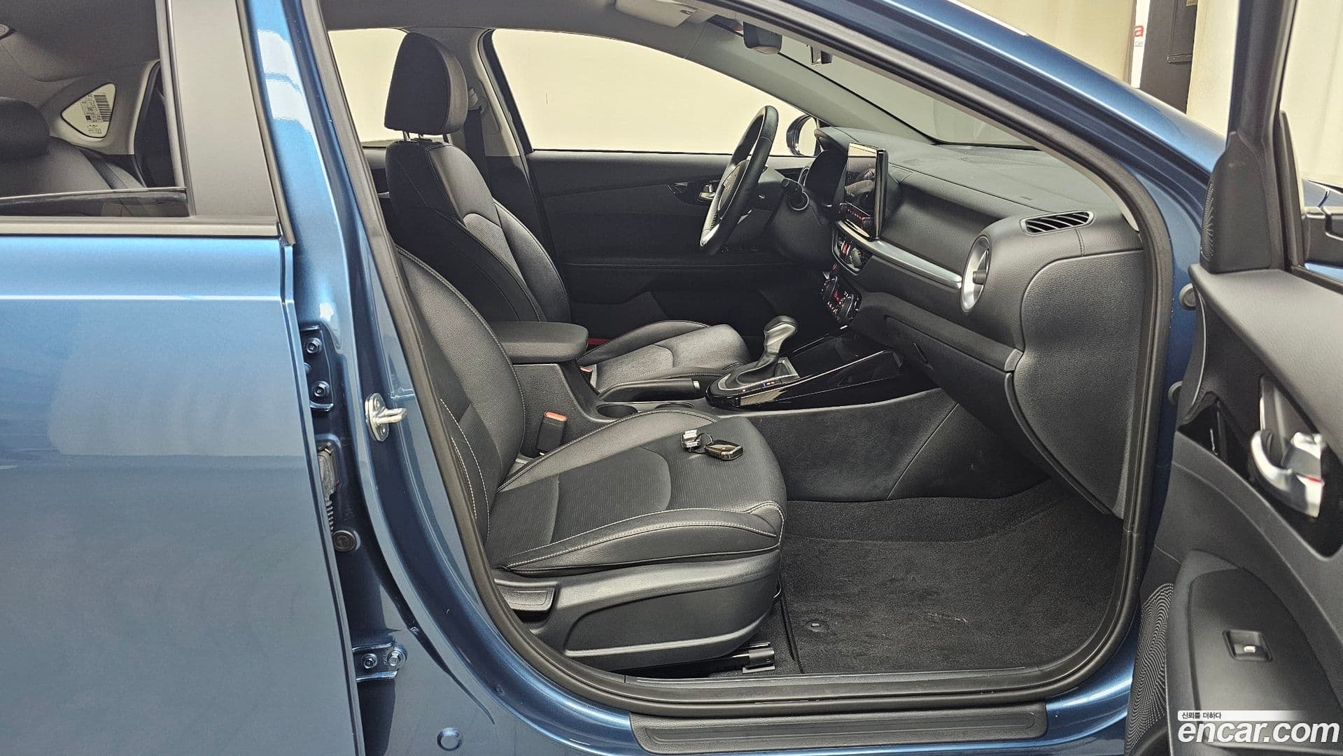 Main__Slider__Photo:K3 Kia 2024.5-10