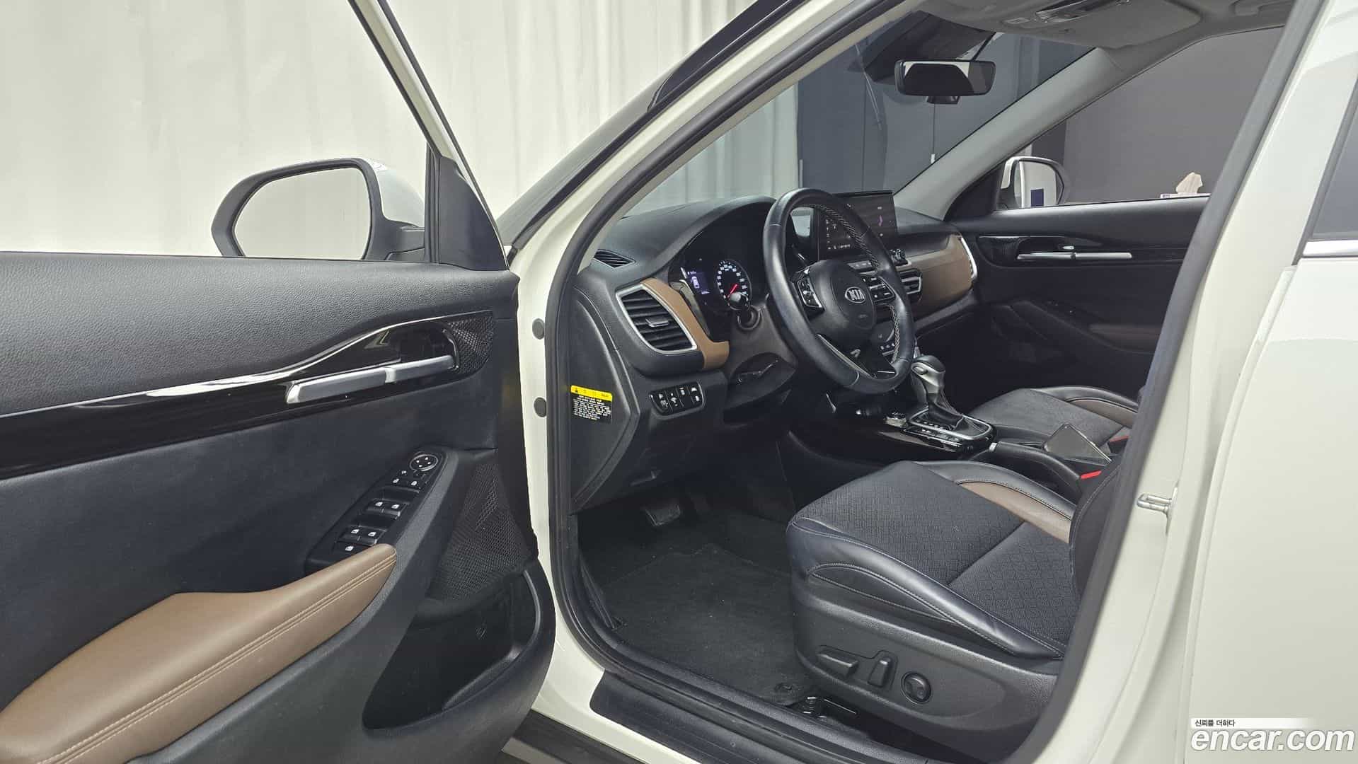 Seltos Kia 2020.2-INNER-010