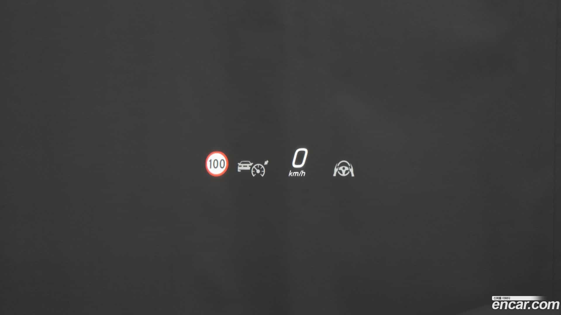 GLC-Class Mercedes-Benz 2024.8-OPTION-021