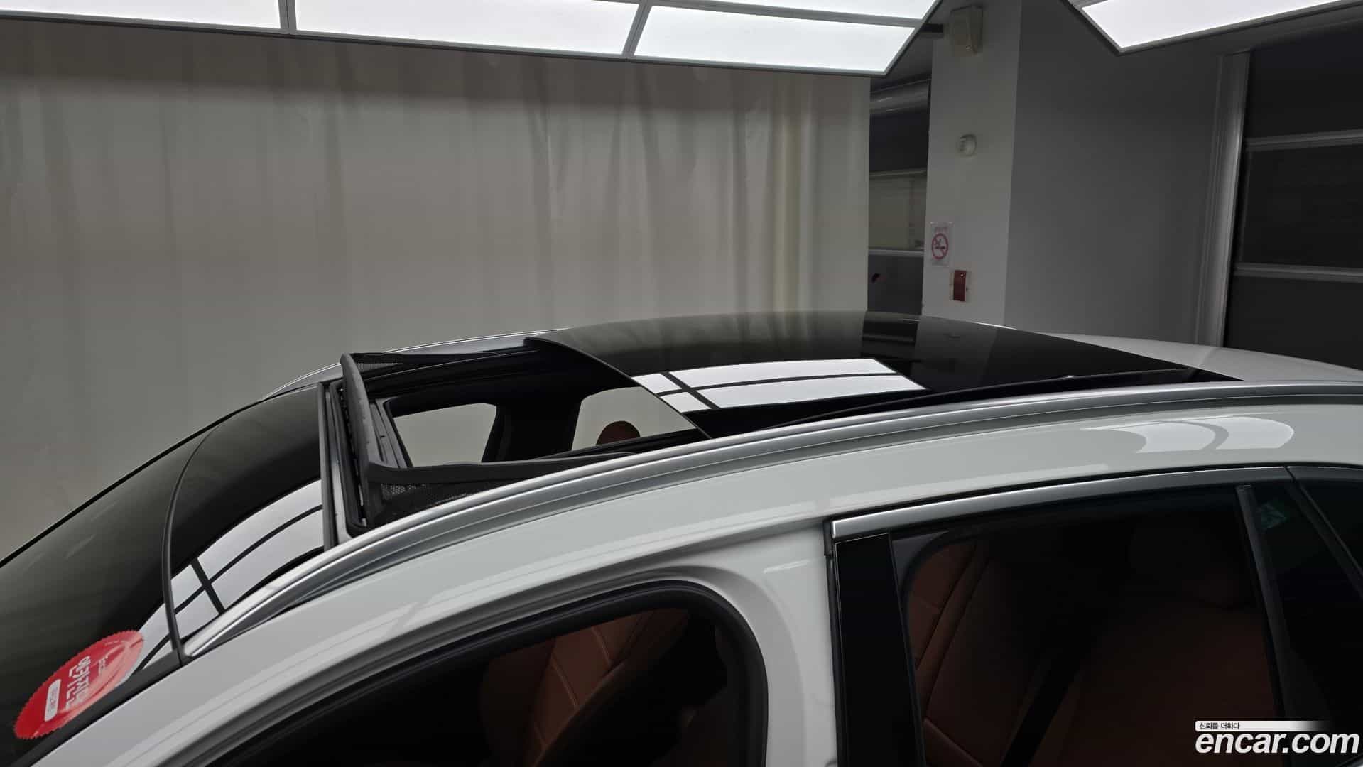 GLC-Class Mercedes-Benz 2024.8-OPTION-023