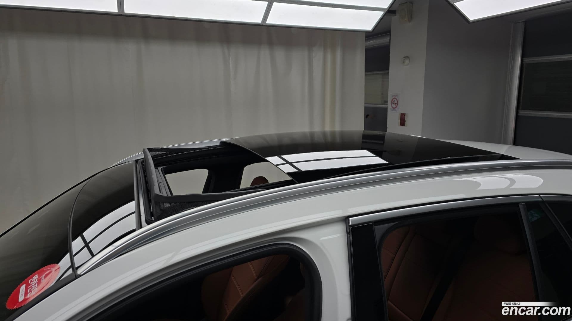 Main__Slider__Photo:GLC-Class Mercedes-Benz 2024.8-18