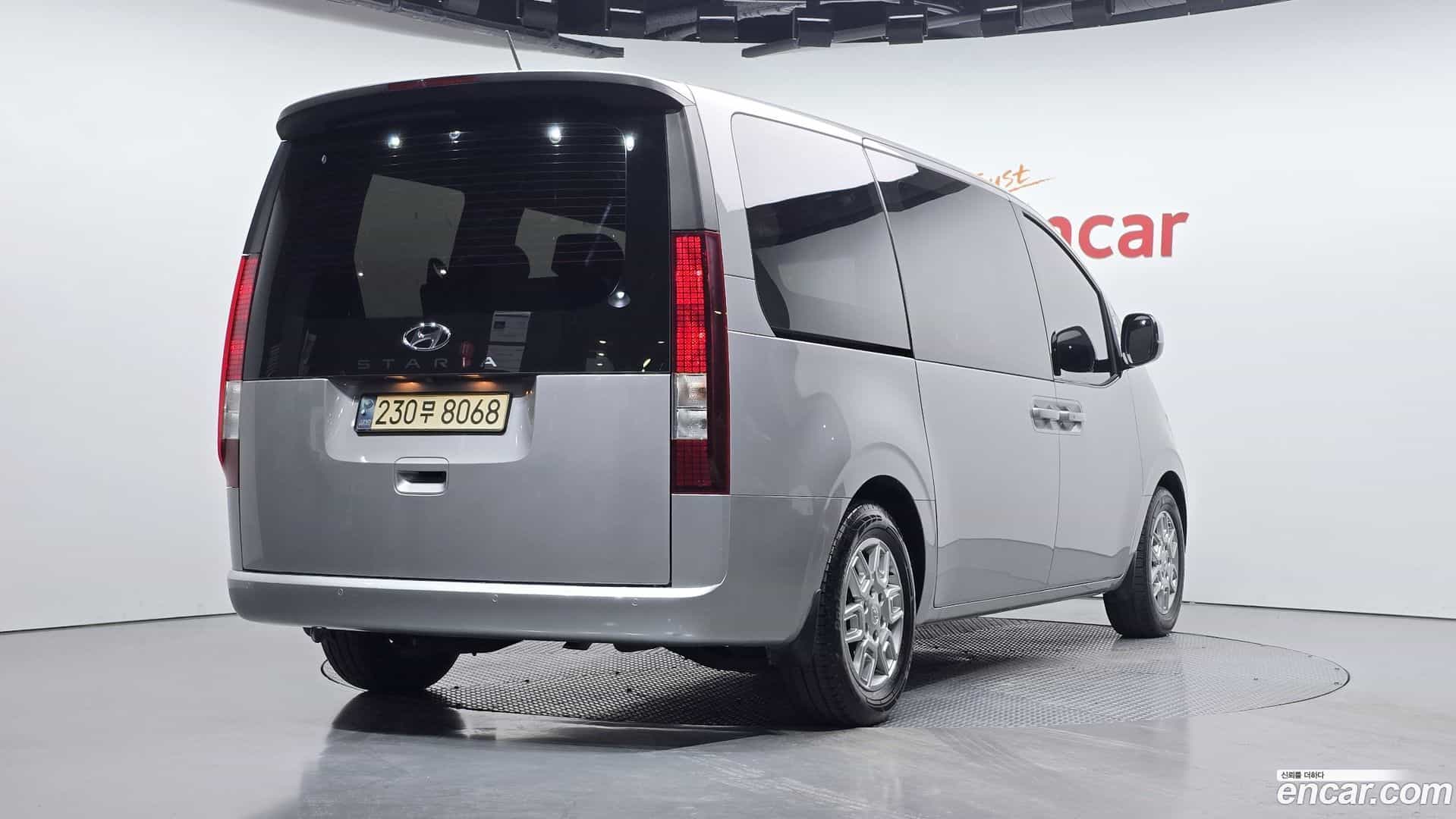 Staria Hyundai 2023.4-OUTER-002