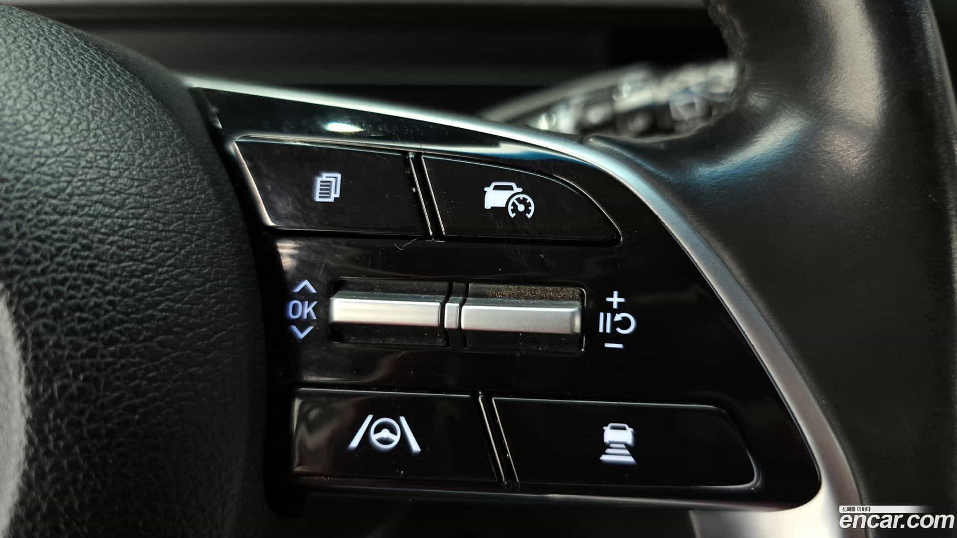 Staria Hyundai 2023.4-OPTION-021