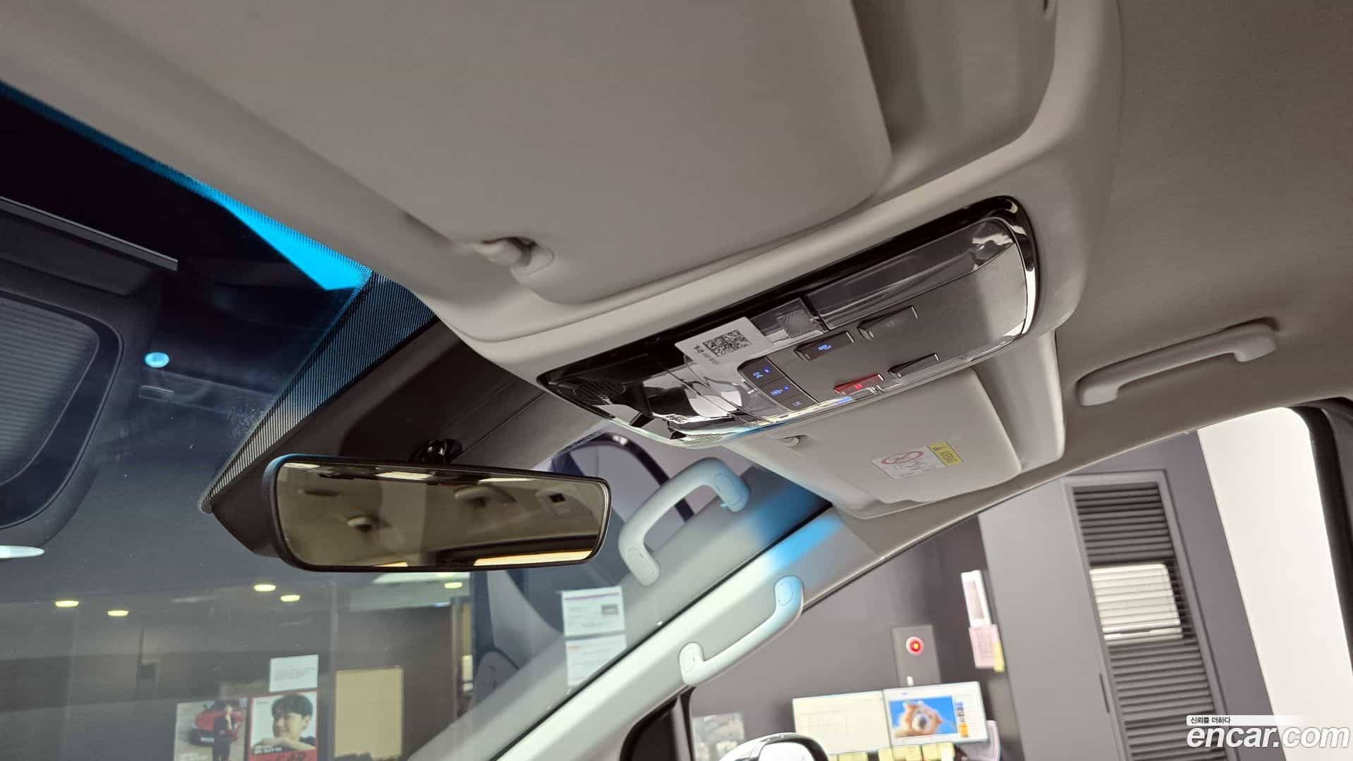 Staria Hyundai 2023.4-OPTION-023