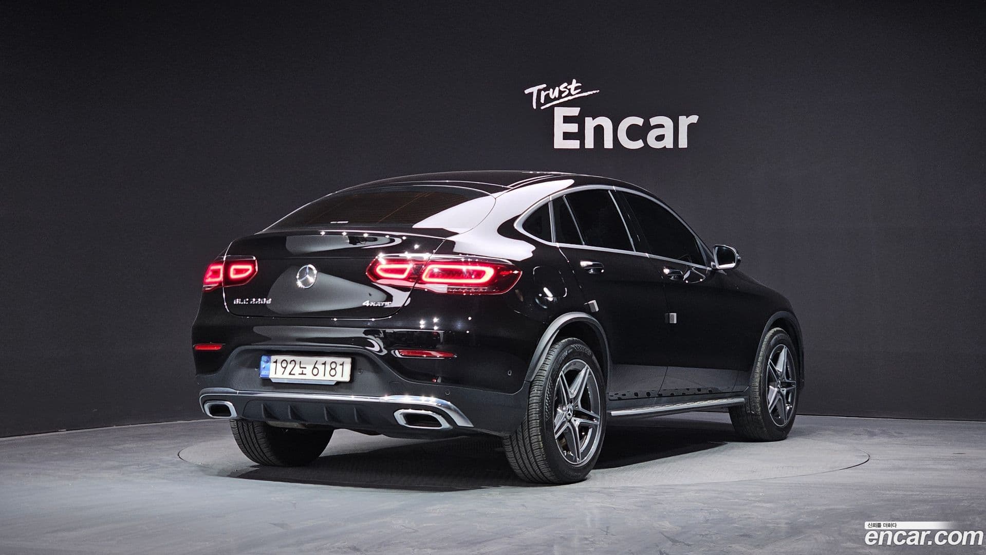 Main__Slider__Photo:GLC-Class Mercedes-Benz 2021.2-1